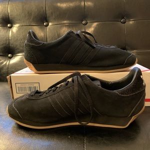 country og adidas x khaite